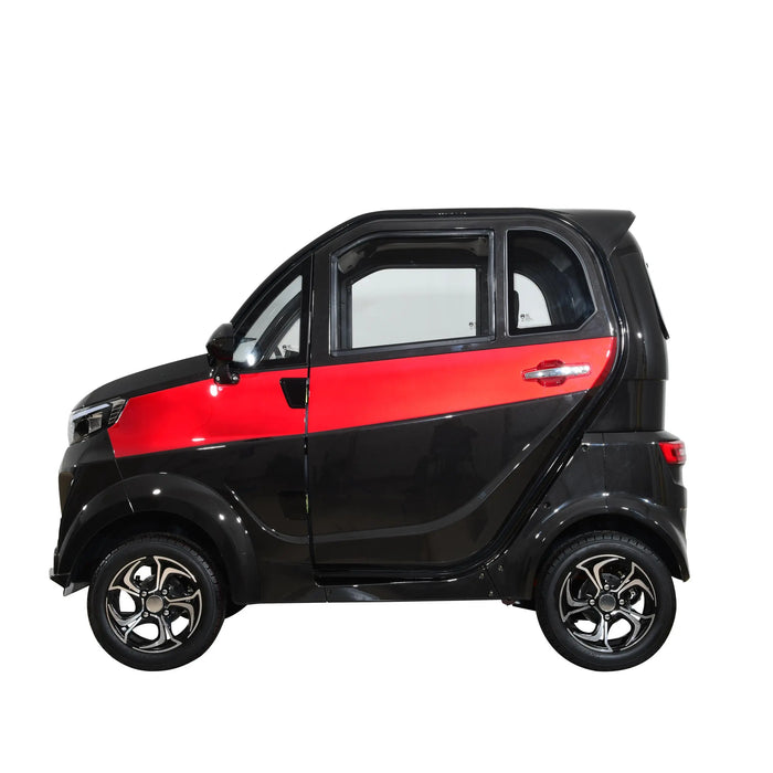 Green Transporter Q Runner Fully Enclosed Cabin Mobility Scooter Green Transporter
